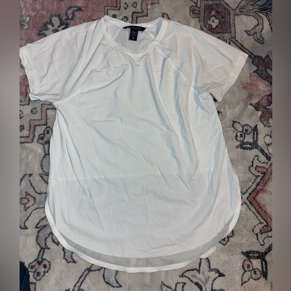 Athleta Women’s White Short Sleeve Shirt, Sz XS, mesh back panel